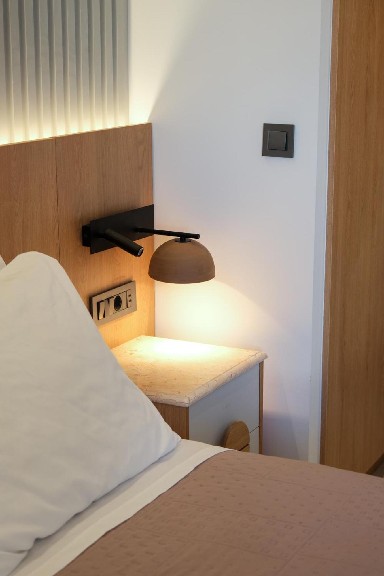 Lägenhetshotell Arocaria 3*